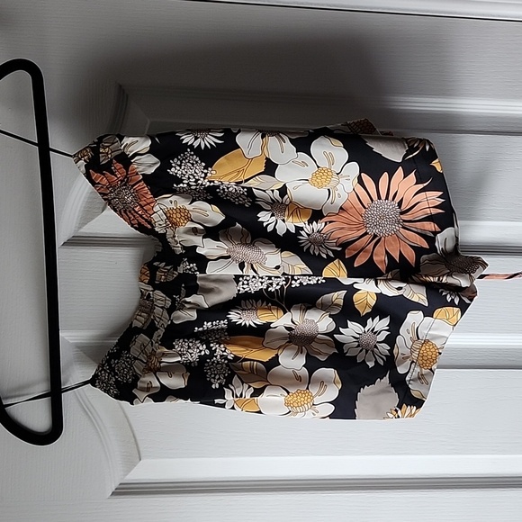 Vintage Retro Front Button Shirt w/ Faux Fur Trim & Shorts Set, Pre-Loved, Sz. L - Picture 14 of 16